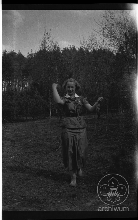 Plik:1935 Grotniki poswiecenie kam. wegielnego dom harcerski 02.jpg