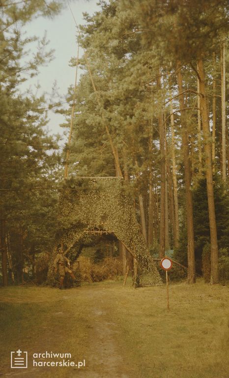 Plik:1988-07 Obóz Uroczysko. jez. Gant. Mazury. Szarotka117 fot. J.Kaszuba.jpg