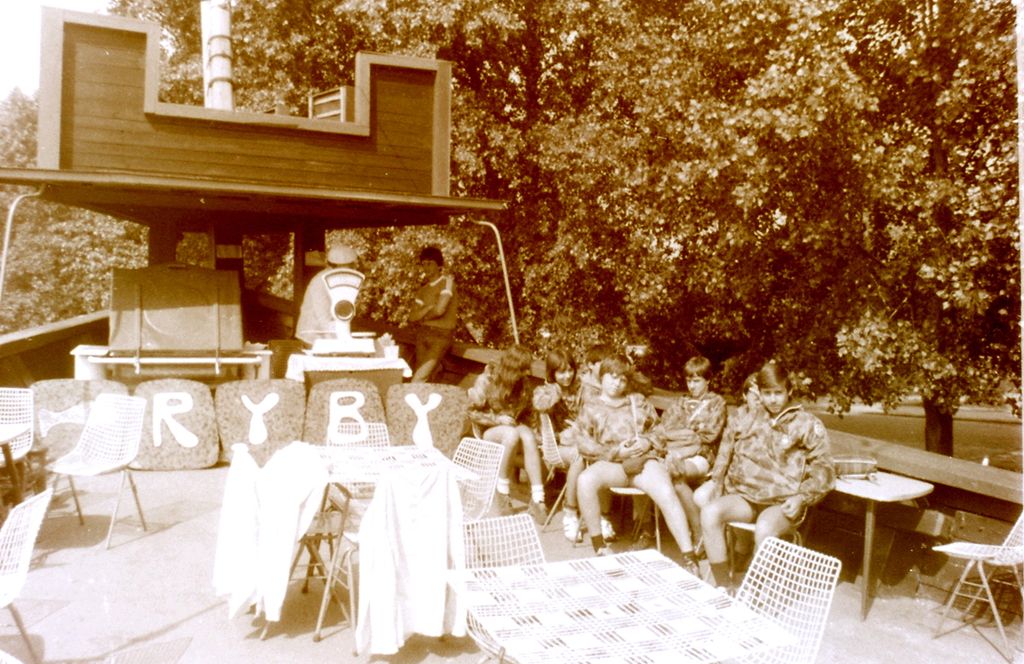 Plik:1980 Obóz wedrowny. Warmia i Mazury. Watra 014 fot. Z.Żochowski.jpg