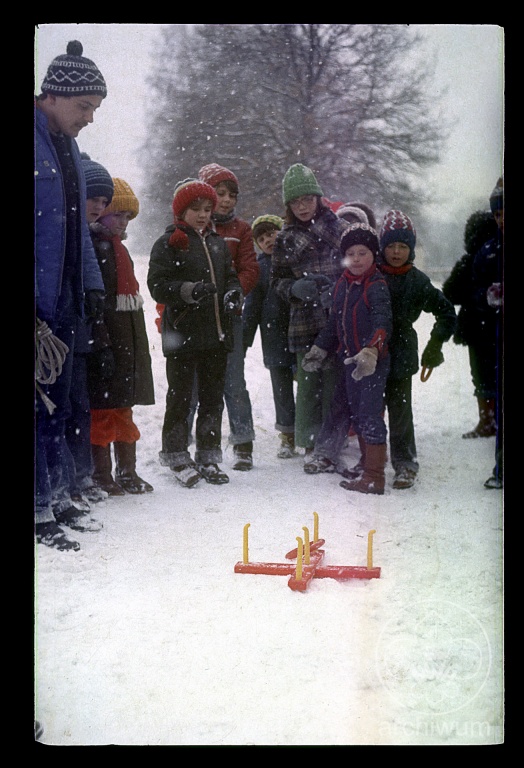 Plik:1978-01 Limanowa zimowisko IV Szczep 004 fot. J.Bogacz.jpg