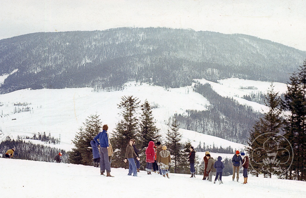 Plik:1978-01 Limanowa zimowisko IV Szczep 020 fot. J.Bogacz.jpg