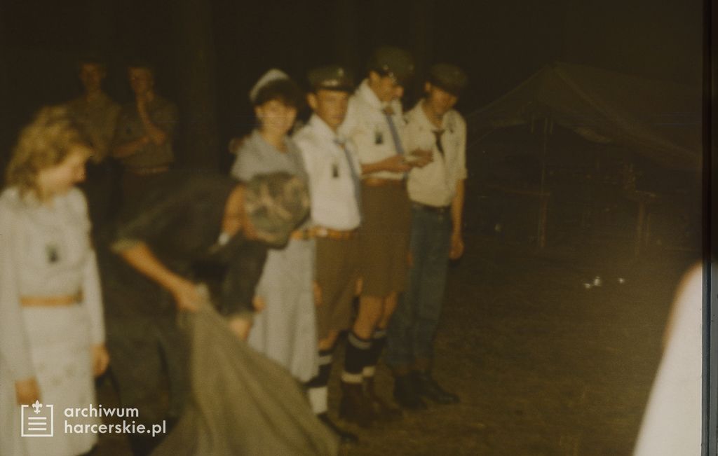 Plik:1988-07 Obóz Uroczysko. jez. Gant. Mazury. Szarotka085 fot. J.Kaszuba.jpg