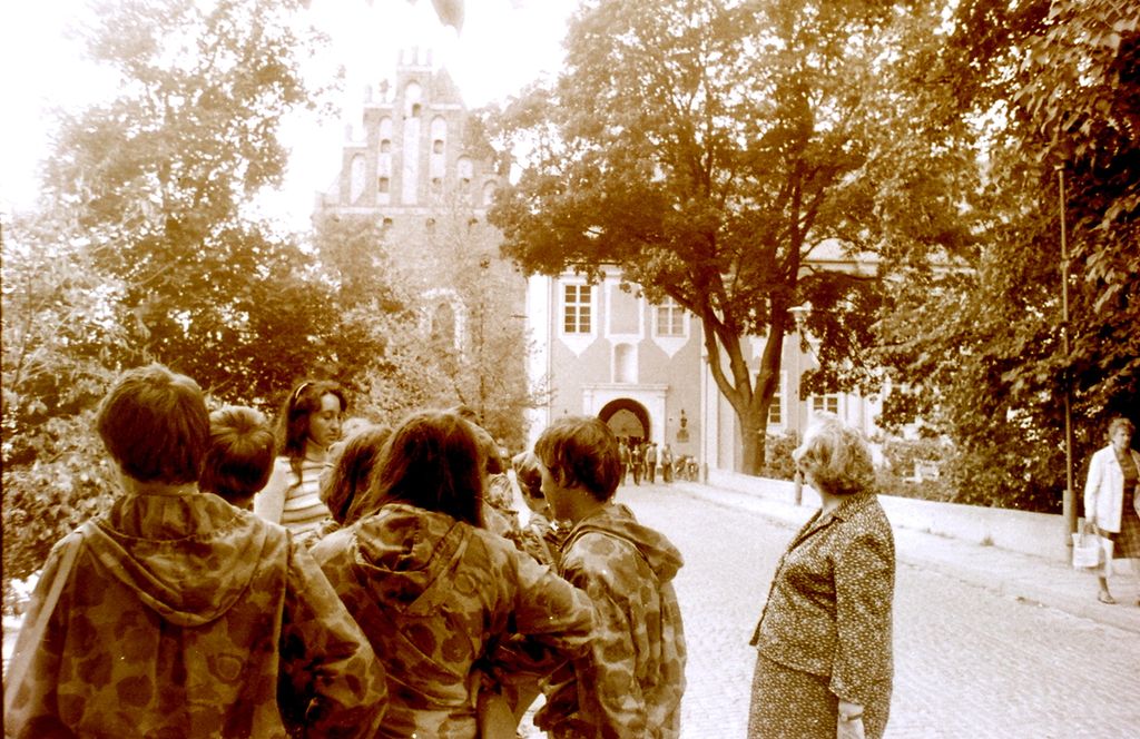 Plik:1980 Obóz wedrowny. Warmia i Mazury. Watra 044 fot. Z.Żochowski.jpg