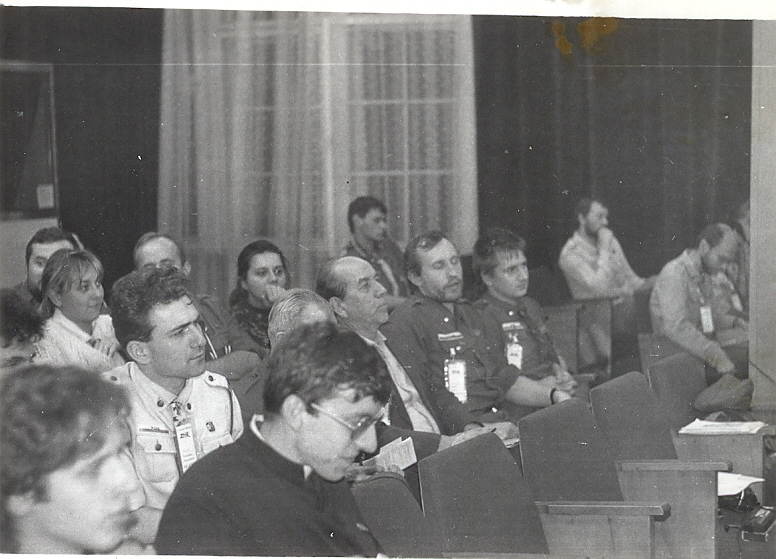 Plik:1990 II Zjazd ZHR. Wrocław. Szarotka098 fot. J.Kaszuba.jpg