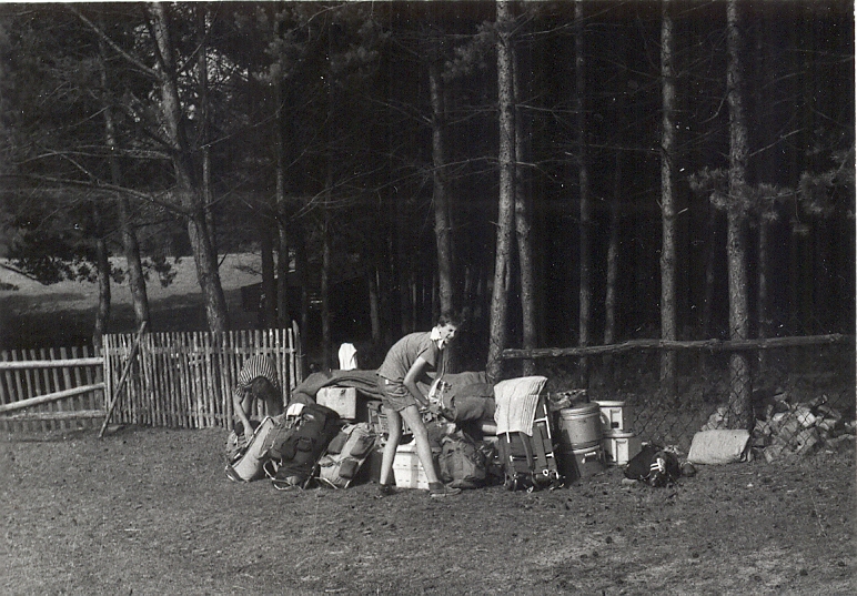 Plik:1990-07 Obóz Hufca Szarotka. Peplin. Szarotka 164 fot. J.Kaszuba.jpg