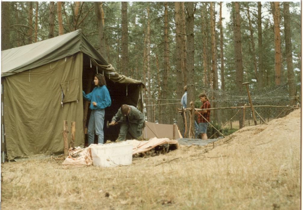 Plik:1992 Obóz stały nad J.Kotel. Szarotka 005 fot. J.Kaszuba.jpg