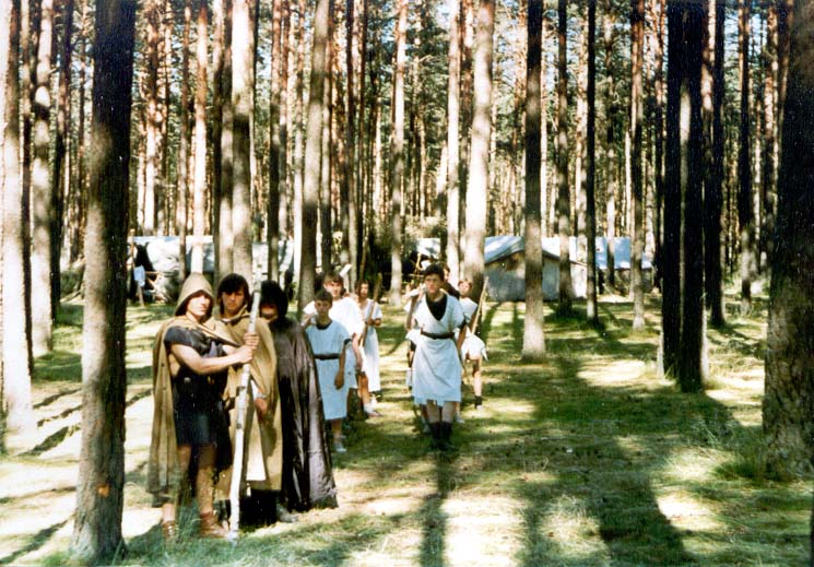 Plik:1991 Obóz Avalon. Jez. Czyste. Szarotka 166 fot. J.Kaszuba.jpg