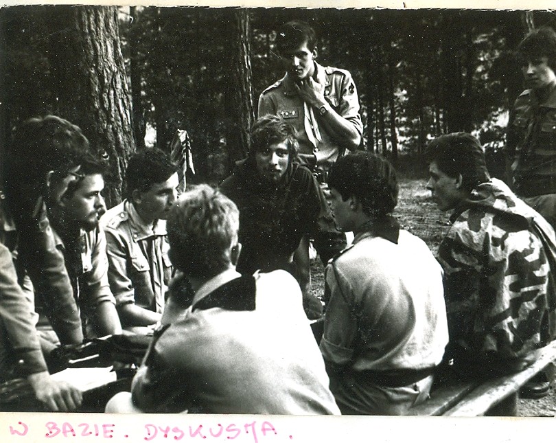 Plik:1985-06 IV Wyprawa Achnacarry Commando. Poj. Kaszubskie. Szarotka 071 fot. J.Kaszuba.jpg