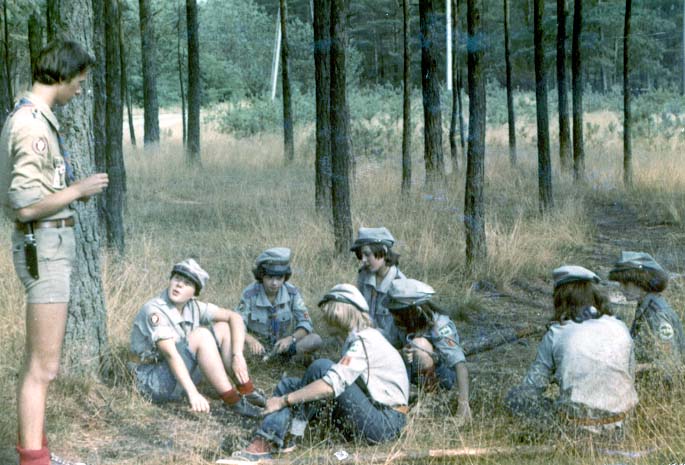 Plik:1981 Obóz Eleusis. Szarotka174 fot. J.Kaszuba.jpg