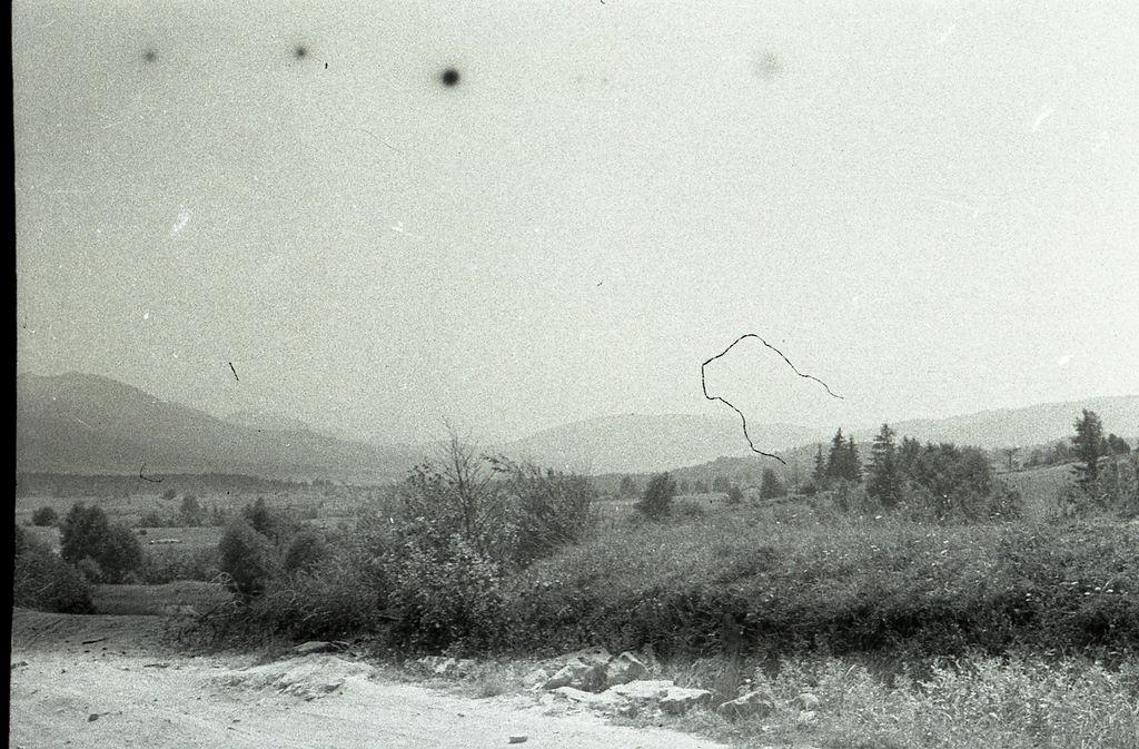 Plik:1956-60 Obóz wędrowny. Bieszczady. 2 GDH Watra 069 fot. Z.Żochowski.jpg
