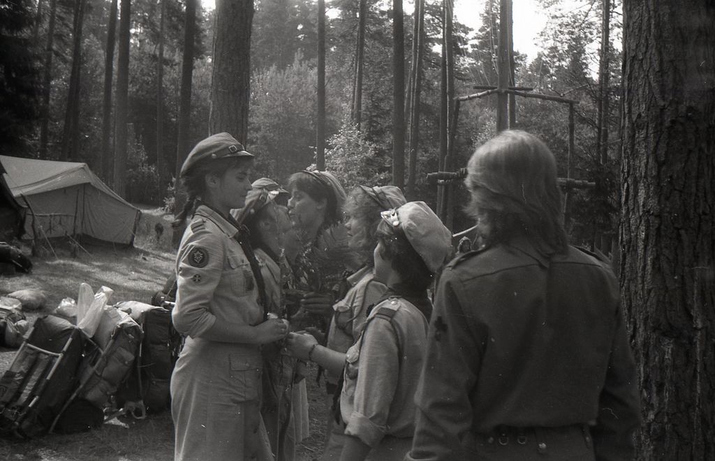 Plik:1988 Obóz Uroczysko. J.Gant. Szarotka 294 fot. J.Kaszuba.jpg