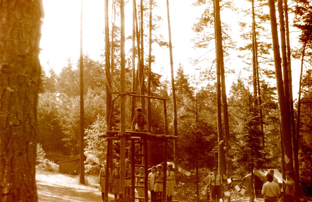 Plik:1988 Obóz Uroczysko. J.Gant. Szarotka 383 fot. J.Kaszuba.jpg