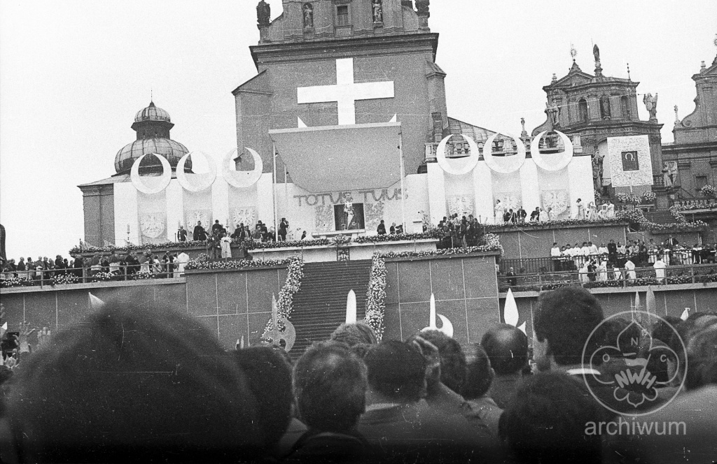Plik:1983-06 Częstochowa Biała Służba Szczep Puszcza 010.jpg