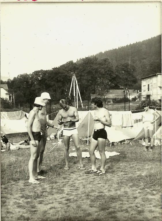 Plik:1979 Obóz Ondraszek. Szarotka043 fot. J.Kaszuba.jpg