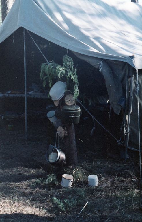 Plik:1991 Obóz Avalon. Jez. Czyste. Szarotka 279 fot. J.Kaszuba.jpg