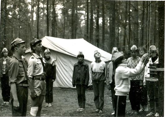 1990-07 Obóz Hufca Szarotka. Peplin. Szarotka 034 fot. J.Kaszuba.jpg