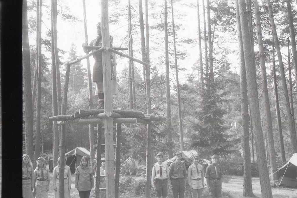 Plik:1988 Obóz Uroczysko. J.Gant. Szarotka 350 fot. J.Kaszuba.jpg