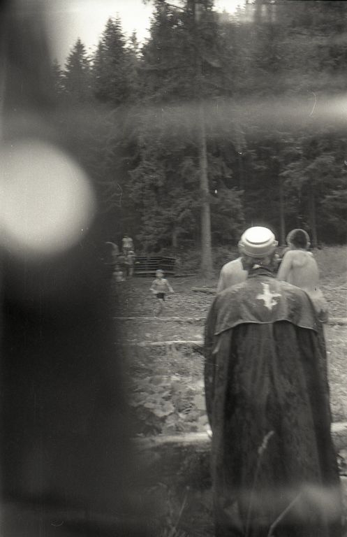 Plik:1983 Lipowa Zimnik. Obóz Puszcza II. Szarotka093 fot. J.Kaszuba.jpg