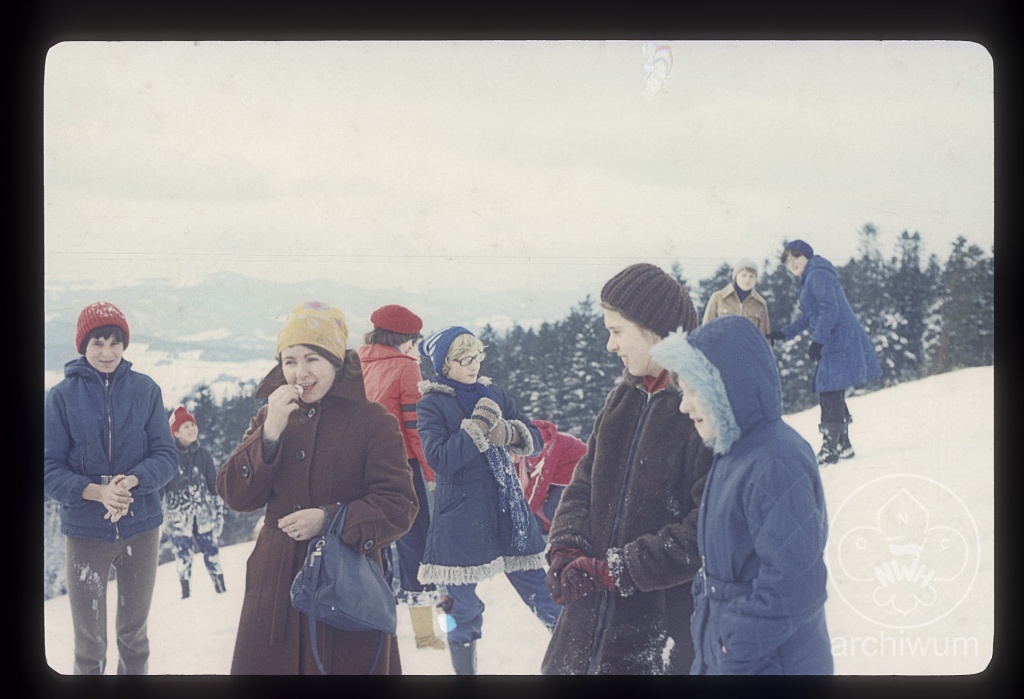 Plik:1978-01 Limanowa zimowisko IV Szczep 017 fot. J.Bogacz.jpg
