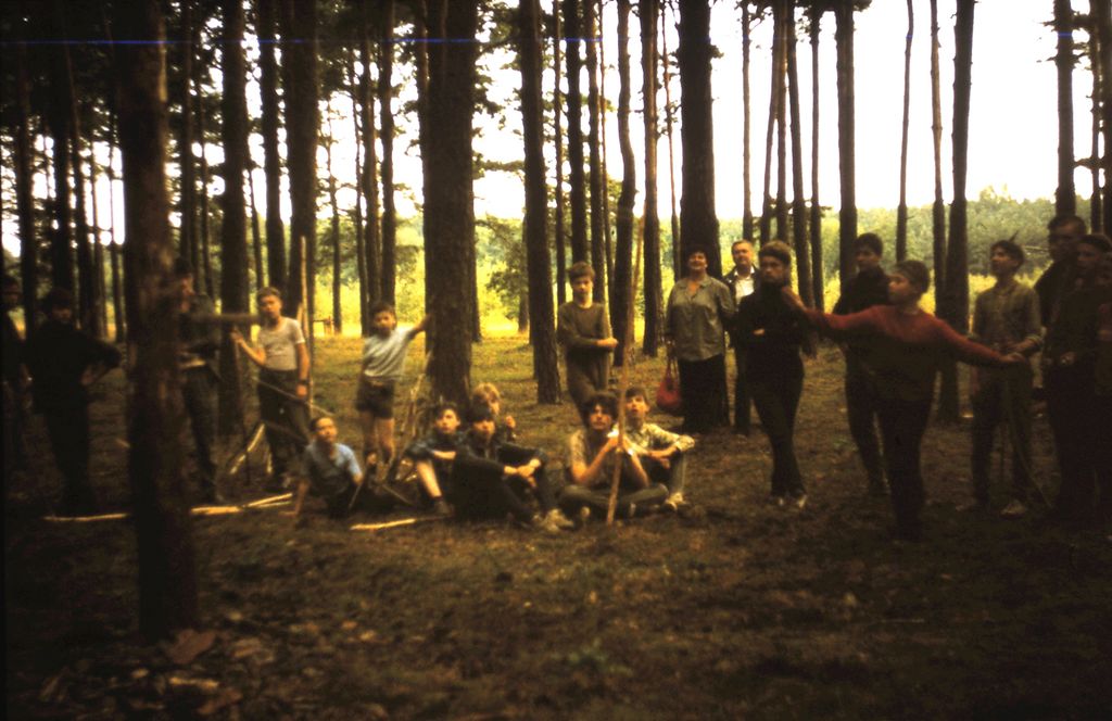 Plik:1986-07 Miały. Puszcza Notecka. Obóz Rezerwat. Szarotka 134 fot. J.Kaszuba.jpg