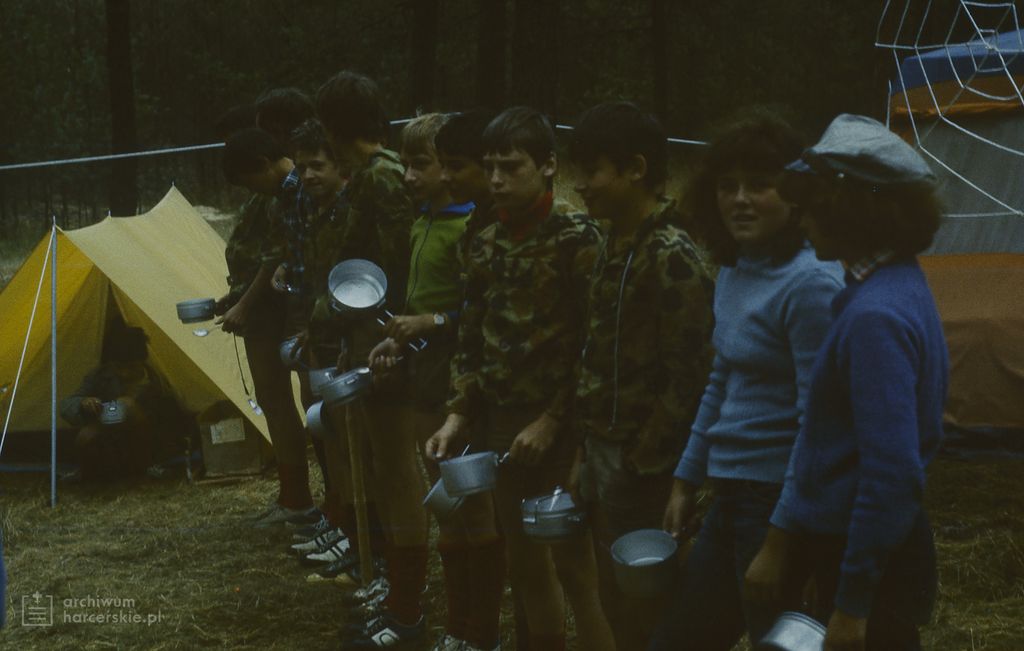 Plik:1981-07 08 Wycinki Duże Obóz Eleusis Szarotka fot.J.Kaszuba 005.jpg