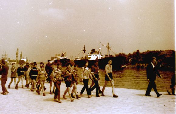 1966-69 Obóz wędrowny Wyspa Wolin, Szczecin. Watra 070 fot. Z.Żochowski.jpg