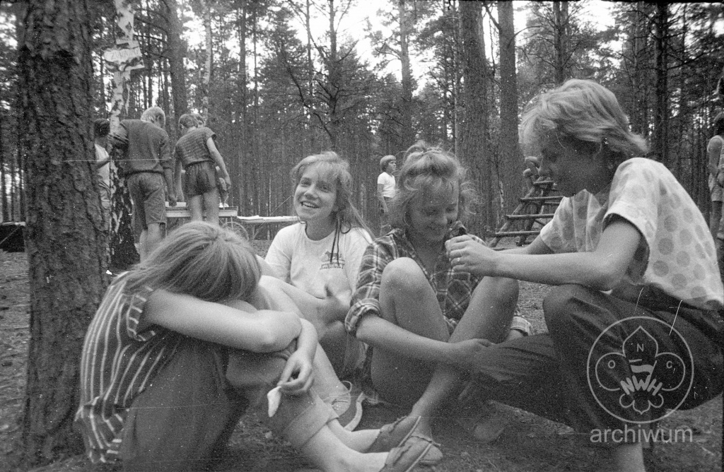 Plik:1989-07 Mokrzec obóz Hufiec ZHR 200.jpg