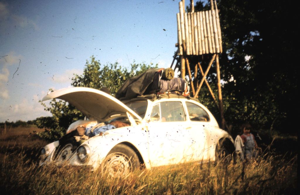 Plik:1990 Obóz wędrowny 41 GDH Iskra. Pobrzeżem Bałtyku. Szarotka 020 fot. J.Kaszuba.jpg