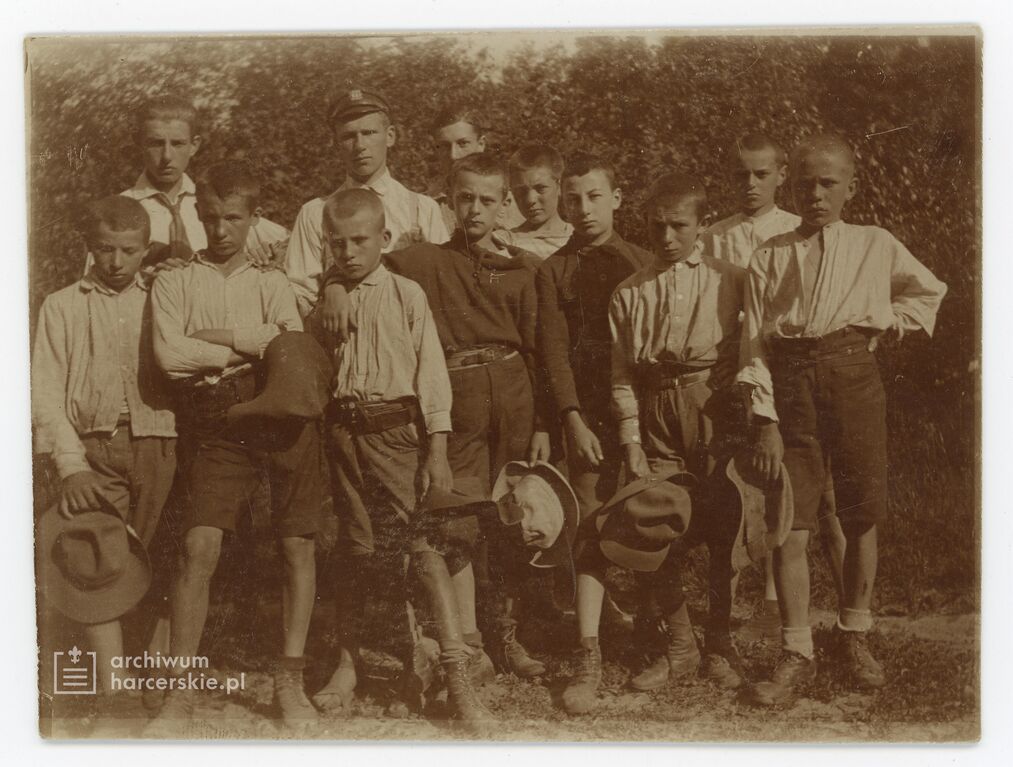 Plik:1917 Żydatycze k. Lwowa 1 LDS obóz 018.jpg