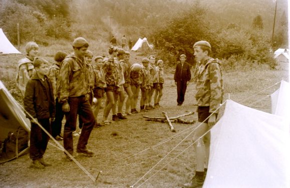 1966 Obóz wędrowny w Bieszczadach. 2 GDH Watra 076 fot. Z.Żochowski.jpg