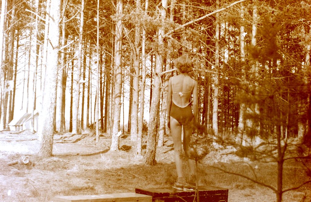 Plik:1982 Obóz Puszcza. Szarotka212 fot. J.Kaszuba.jpg