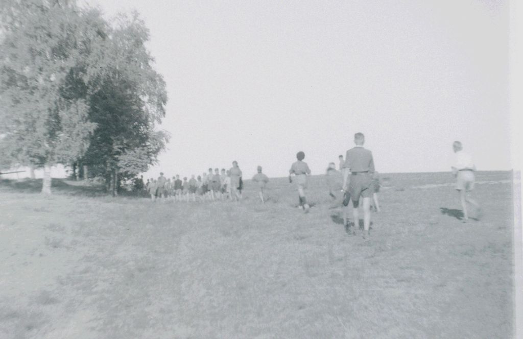 Plik:1947-48 Kolonie w Borkowie. Watra 015 fot. Z.Żochowski.jpg