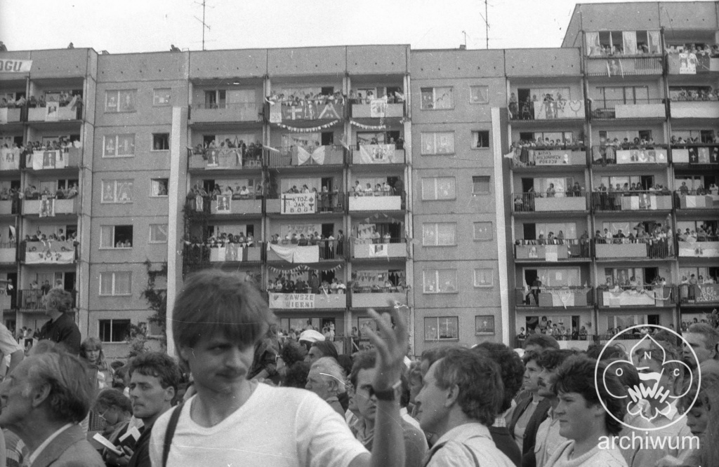 Plik:1987-06 Gdansk Biala Sluzba fot 39.JPG