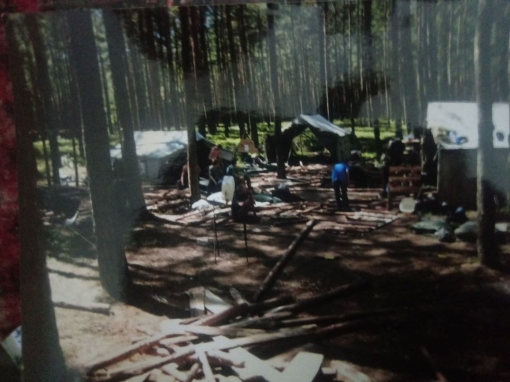 Plik:2005 Obóz stały Lipa II. 95 GDH. Szarotka004 fot. P. i J. Ojowscy.jpg