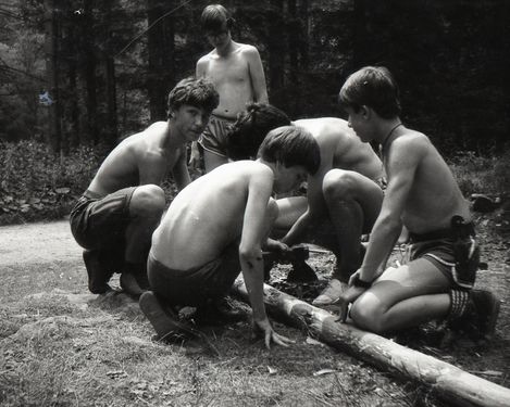 1983 Lipowa Zimnik. Obóz Puszcza II. Szarotka085 fot. J.Kaszuba.jpg