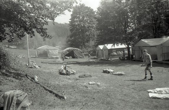 1983 Lipowa Zimnik. Obóz Puszcza II. Szarotka118 fot. J.Kaszuba.jpg