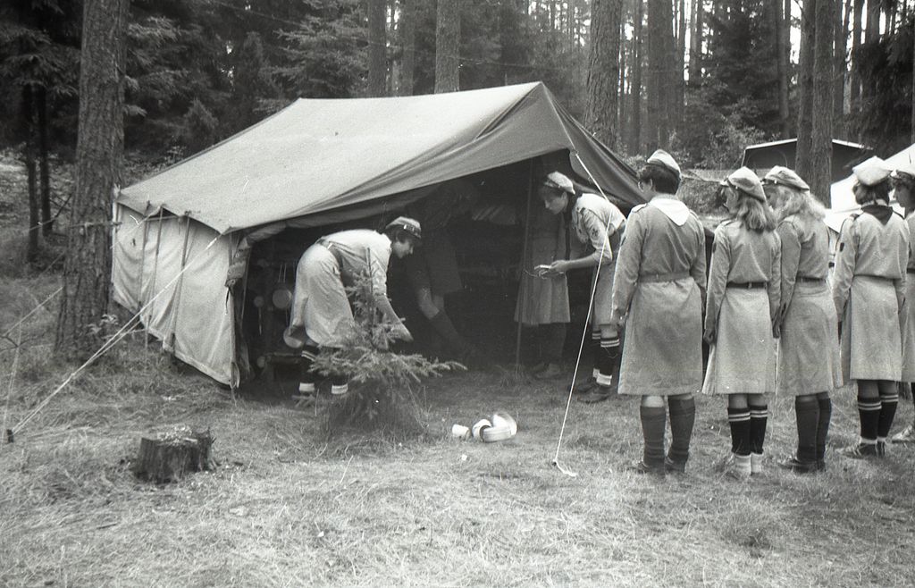 Plik:1988 Obóz Uroczysko. J.Gant. Szarotka 175 fot. J.Kaszuba.jpg