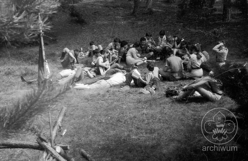 Plik:1985-07 Wąsosz obóz IV Szczepu 00 32.jpg