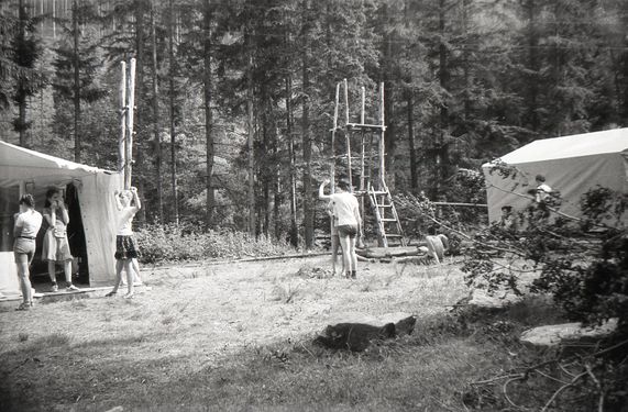 1983 Lipowa Zimnik. Obóz Puszcza II. Szarotka083 fot. J.Kaszuba.jpg