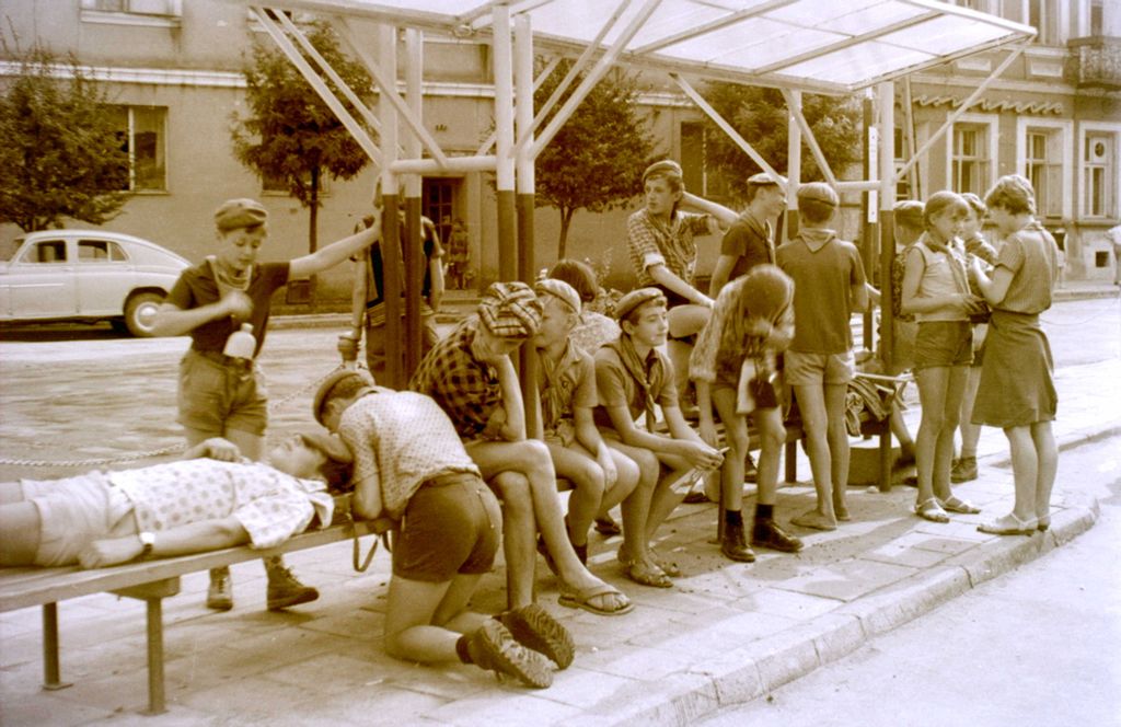 Plik:1966 Obóz wędrowny w Bieszczadach. 2 GDH Watra 033 fot. Z.Żochowski.jpg