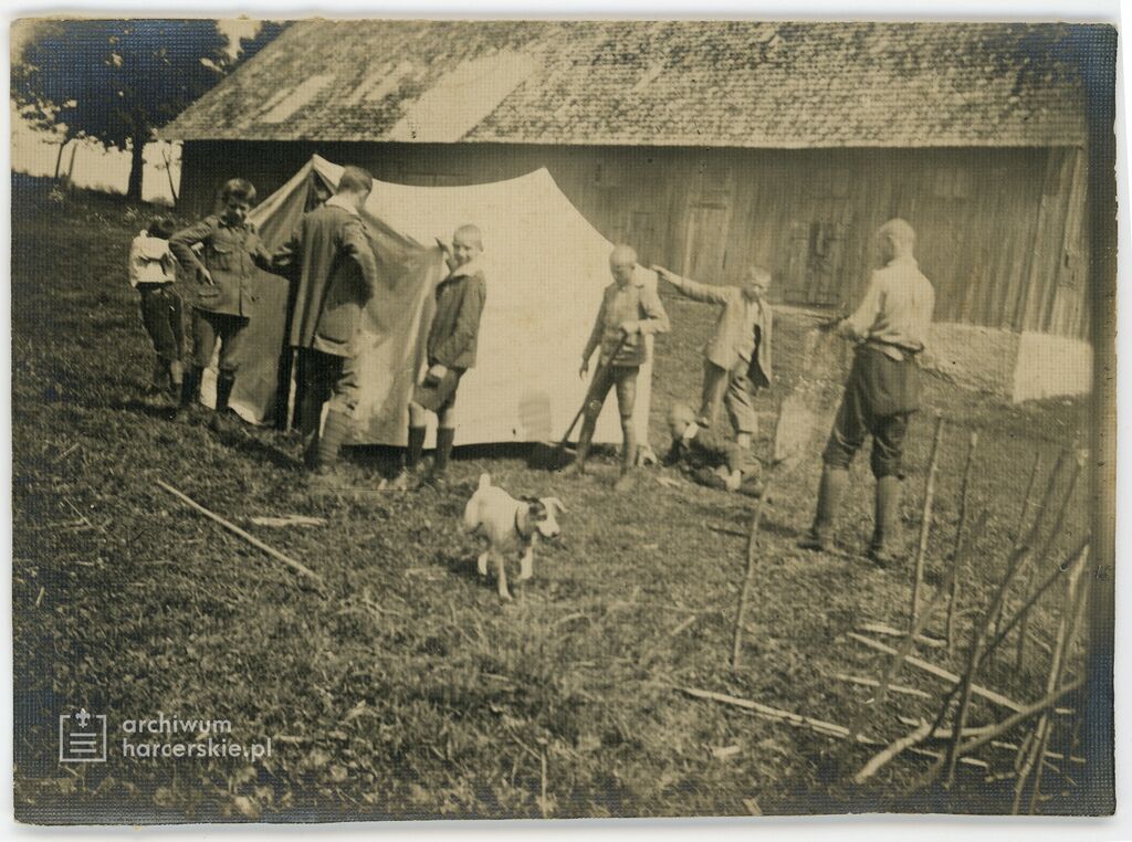 Plik:1917 Żydatycze k. Lwowa 1 LDS obóz 006.jpg