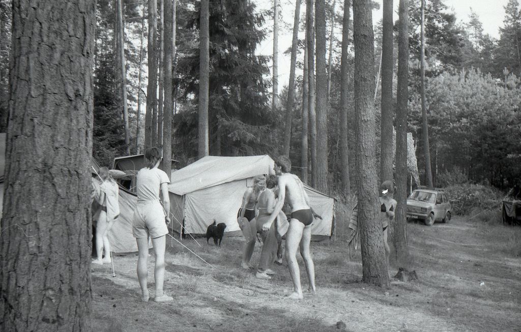Plik:1988 Obóz Uroczysko. J.Gant. Szarotka 201 fot. J.Kaszuba.jpg