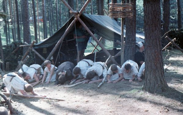 1991 Obóz Avalon. Jez. Czyste. Szarotka 242 fot. J.Kaszuba.jpg