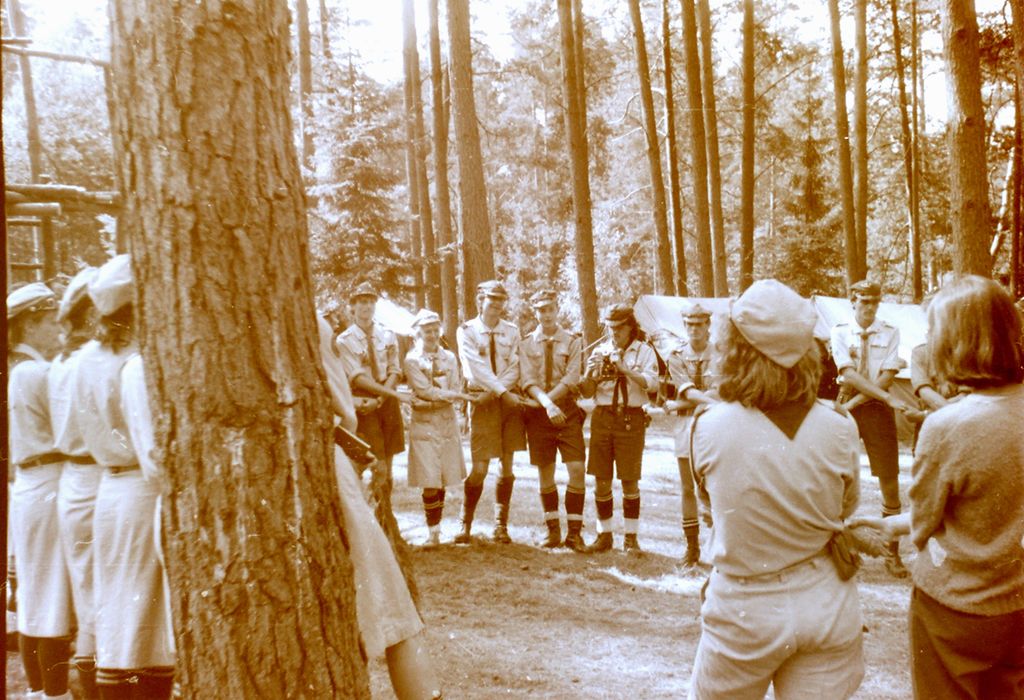 Plik:1988 Obóz Uroczysko. J.Gant. Szarotka 387 fot. J.Kaszuba.jpg