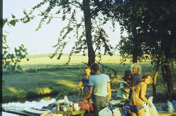 1989-08 Spływ kajakowy. Wda. Szarotka 013 fot. J.Kaszuba.jpg