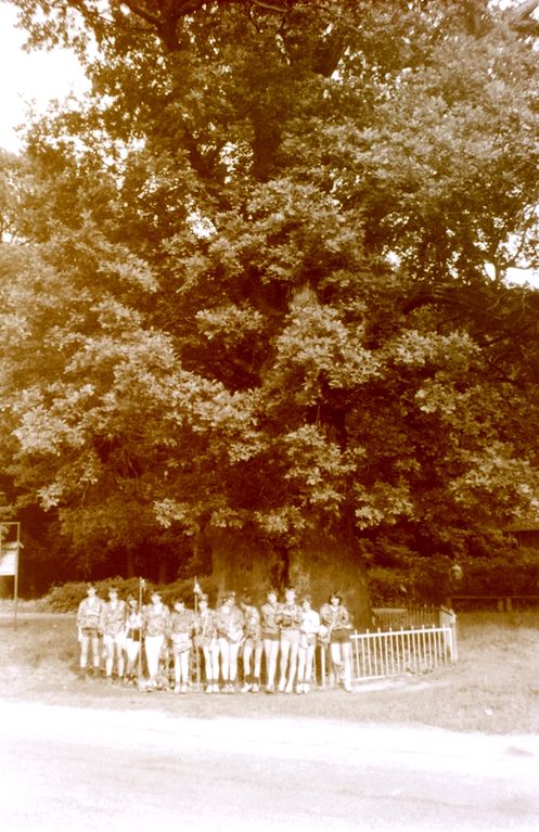Plik:1980 Obóz wedrowny. Warmia i Mazury. Watra 005 fot. Z.Żochowski.jpg