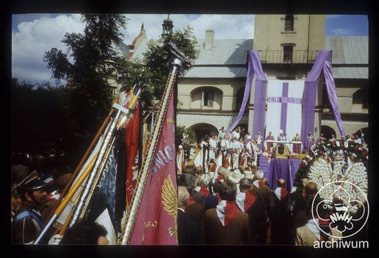 1988-06-10-12 Wykus Pogrzeb mjr Jana Piwnika Ponurego 019.jpg
