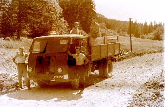1956-60 Obóz wędrowny. Bieszczady. 2 GDH Watra 025 fot. Z.Żochowski.jpg