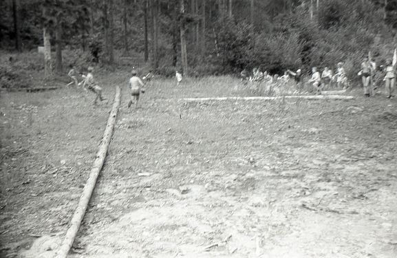 1983 Lipowa Zimnik. Obóz Puszcza II. Szarotka054 fot. J.Kaszuba.jpg