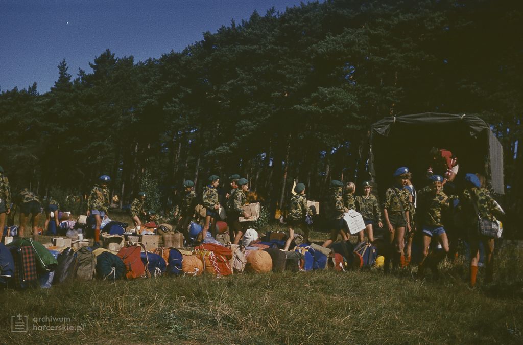 Plik:1978-07 08 Obóz Jantar Szarotka fot.J.Kaszuba 44.jpg